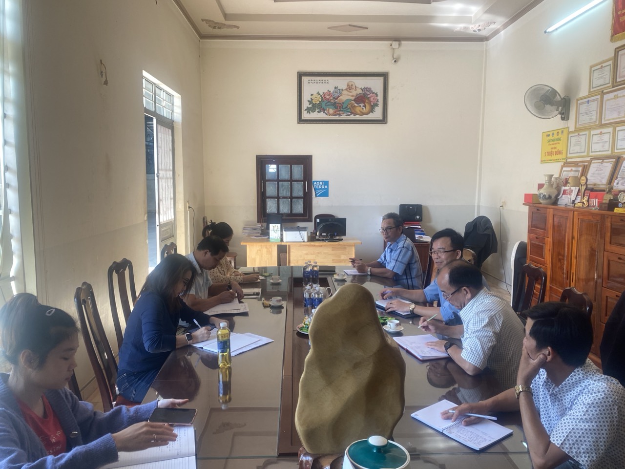 Đoàn công tác của Liên minh HTX tỉnh kiểm tra các đơn vị thành viên